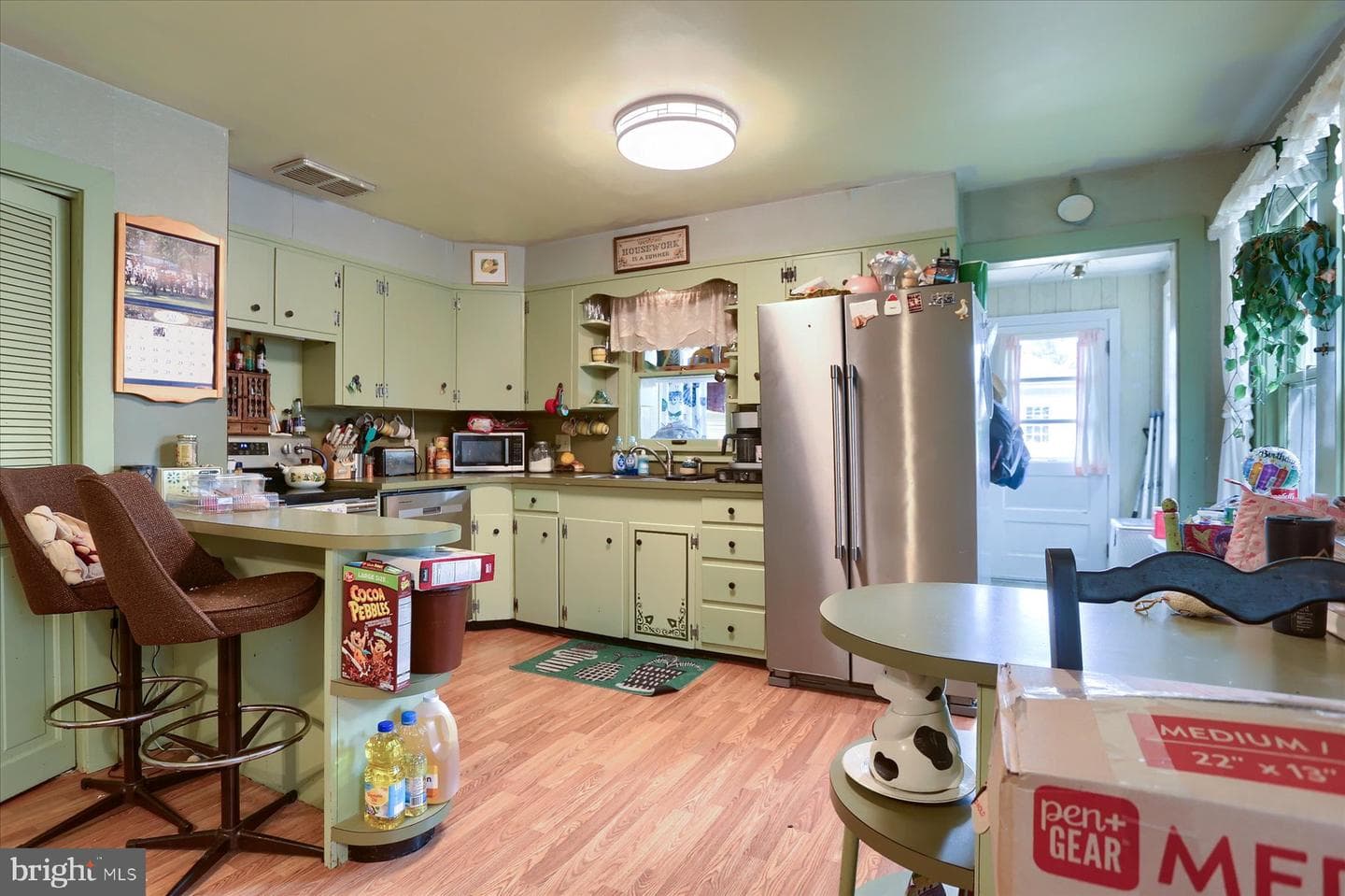 706 N Railroad Street photo 5