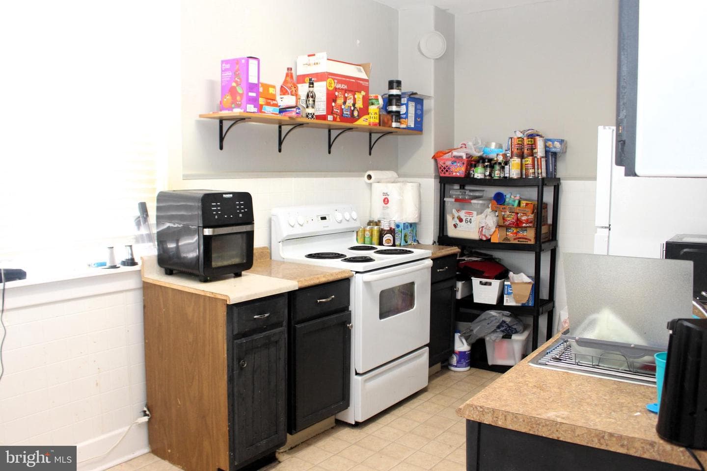 834 Locust Street photo 7