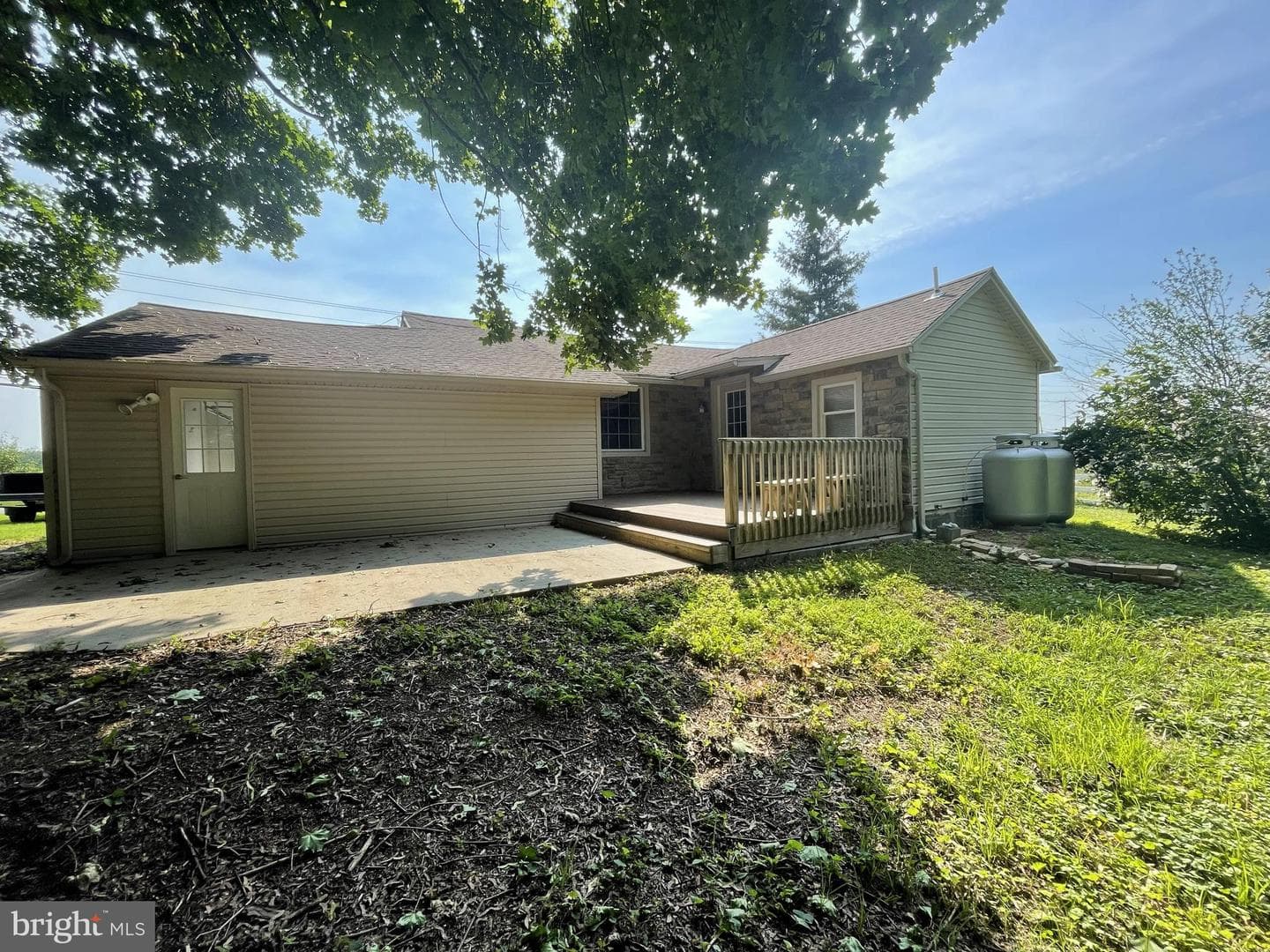 2025 S Lincoln Avenue photo 9
