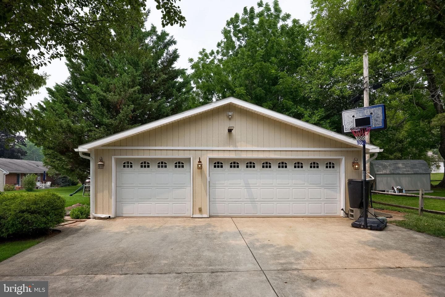 980 S Green Street photo 37