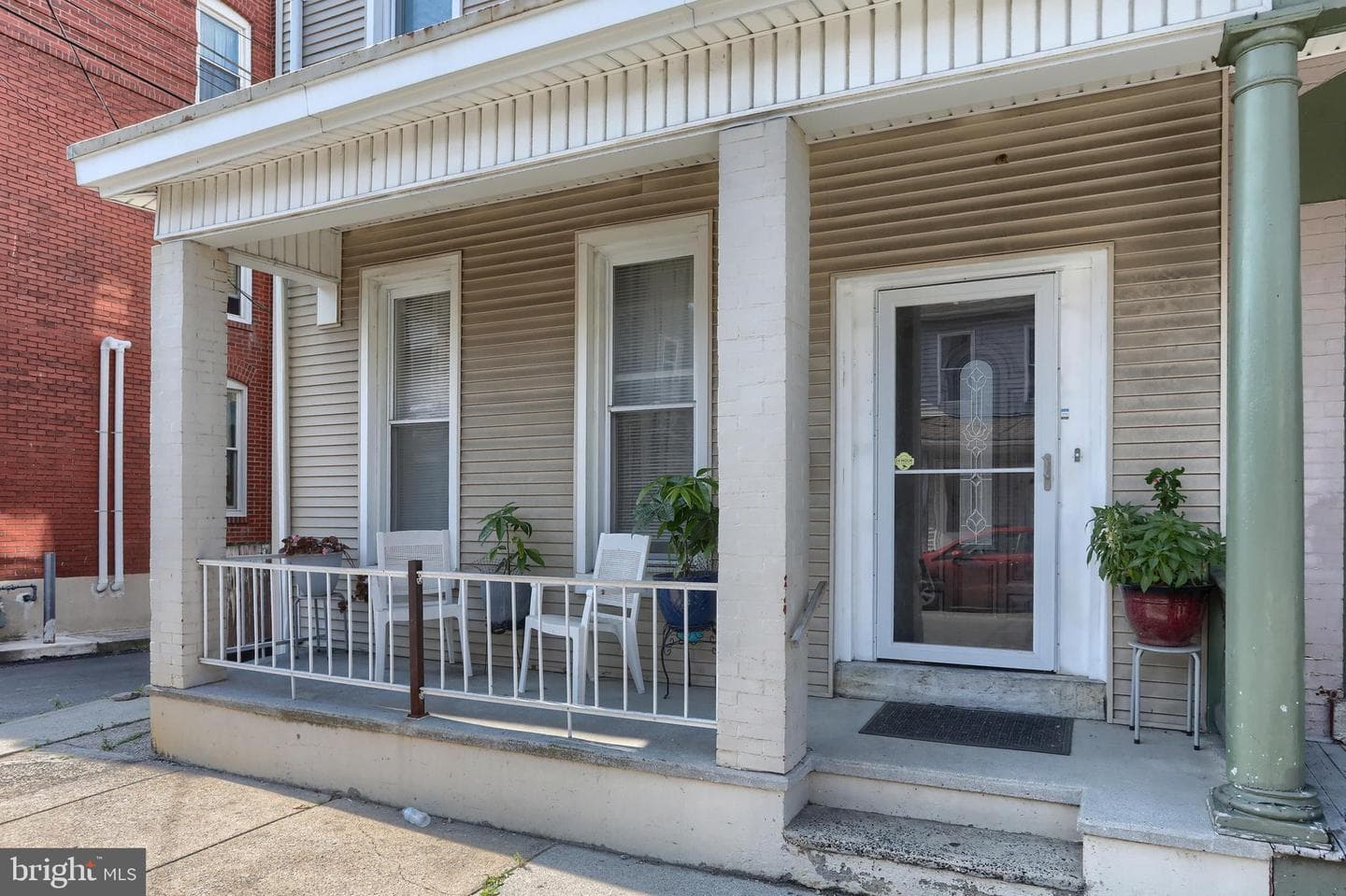 546 Weidman Street photo 3