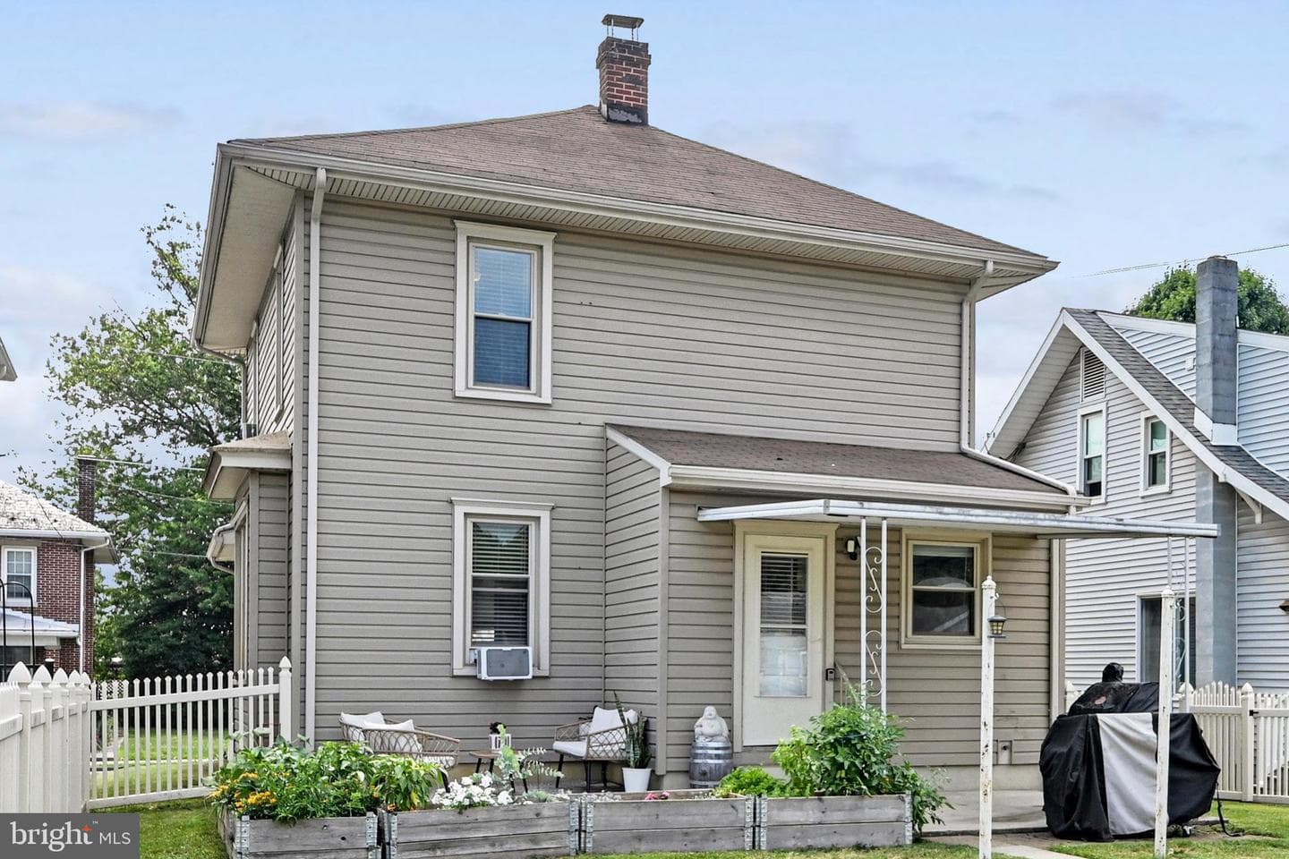 324 S Lincoln Street photo 22