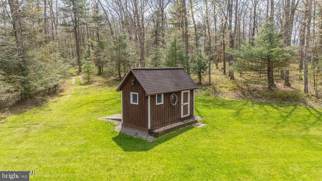 2270 Pine Tree Road photo 20