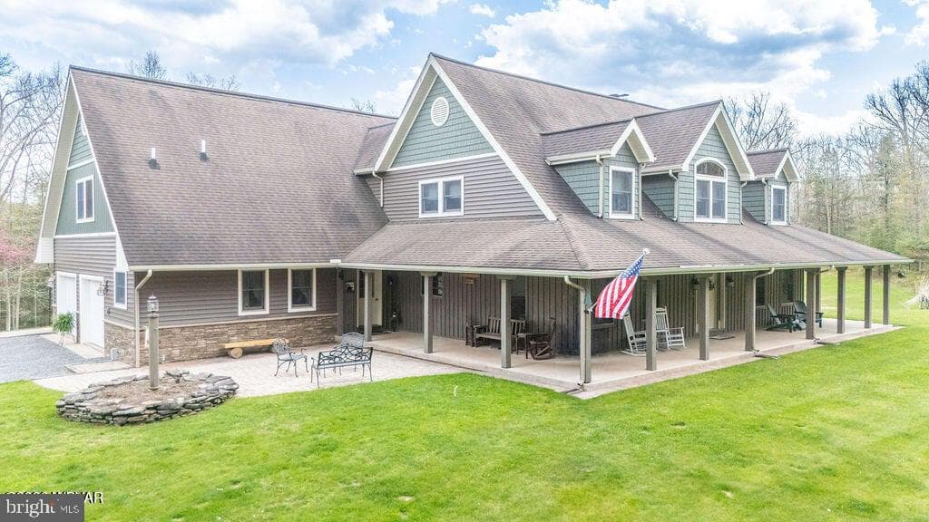 2270 Pine Tree Road photo 4