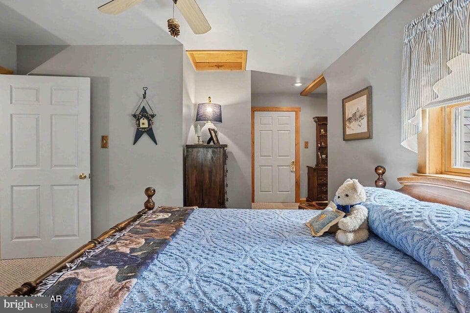 2270 Pine Tree Road photo 46