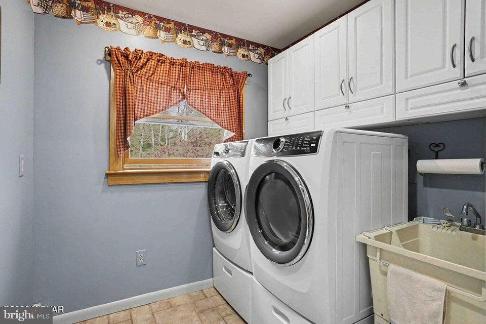 2270 Pine Tree Road photo 60