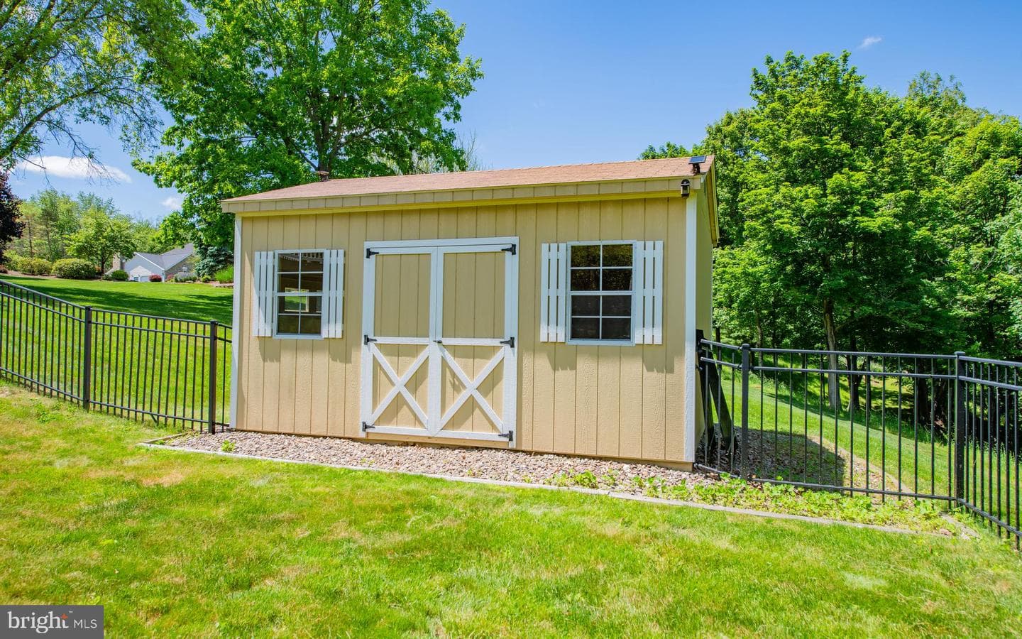 1245 Crestfield Drive photo 10