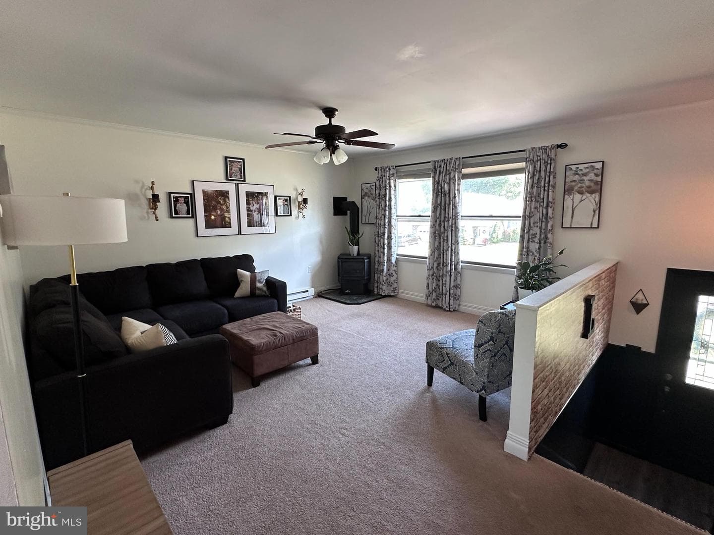 2424 N Hills Dr photo 3