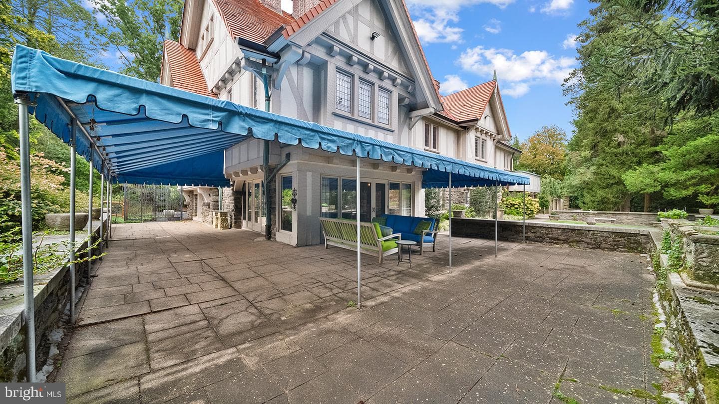 1717 Woodland Road photo 110