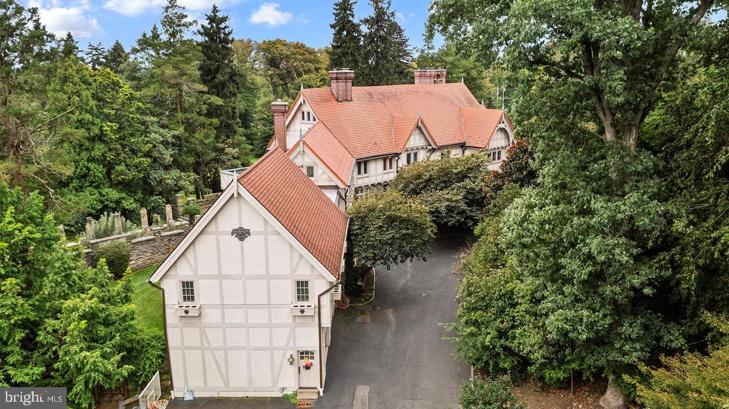 1717 Woodland Road photo 132