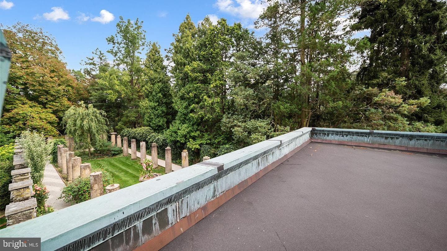 1717 Woodland Road photo 83