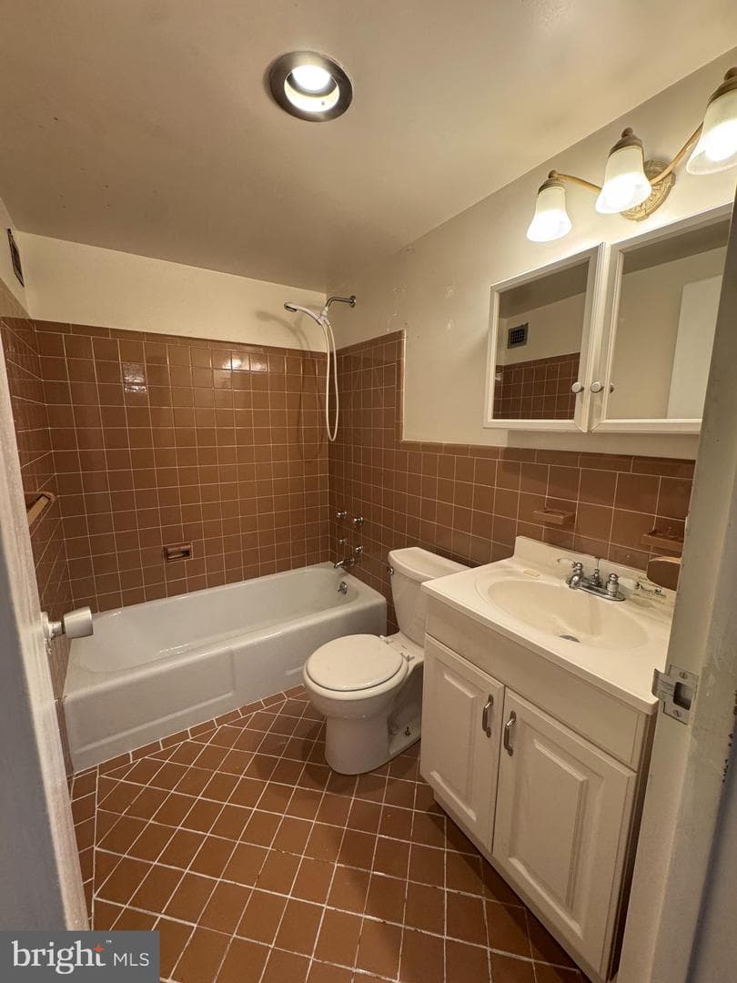 7900 Old York Road #903-A photo 7