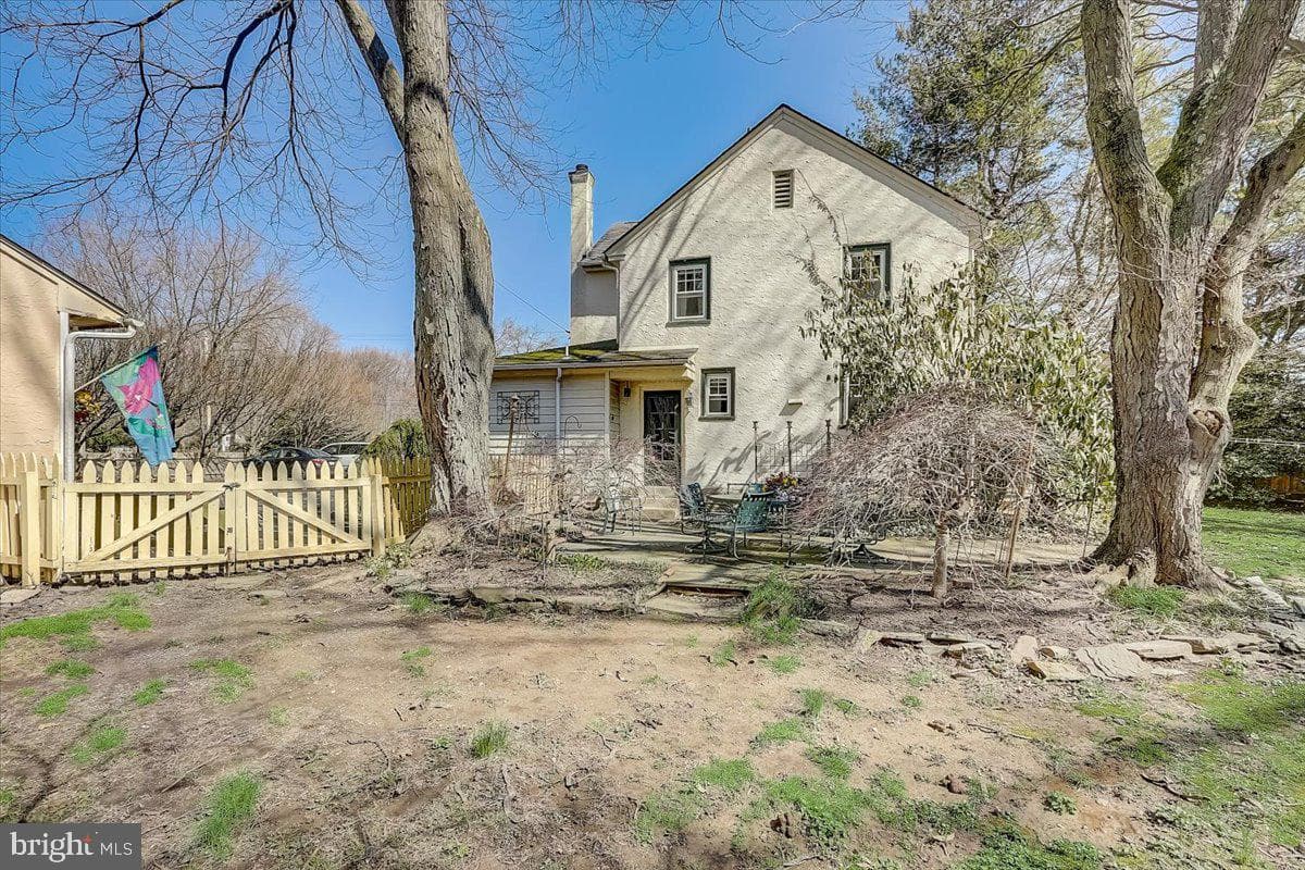 1525 Limekiln Pike photo 27