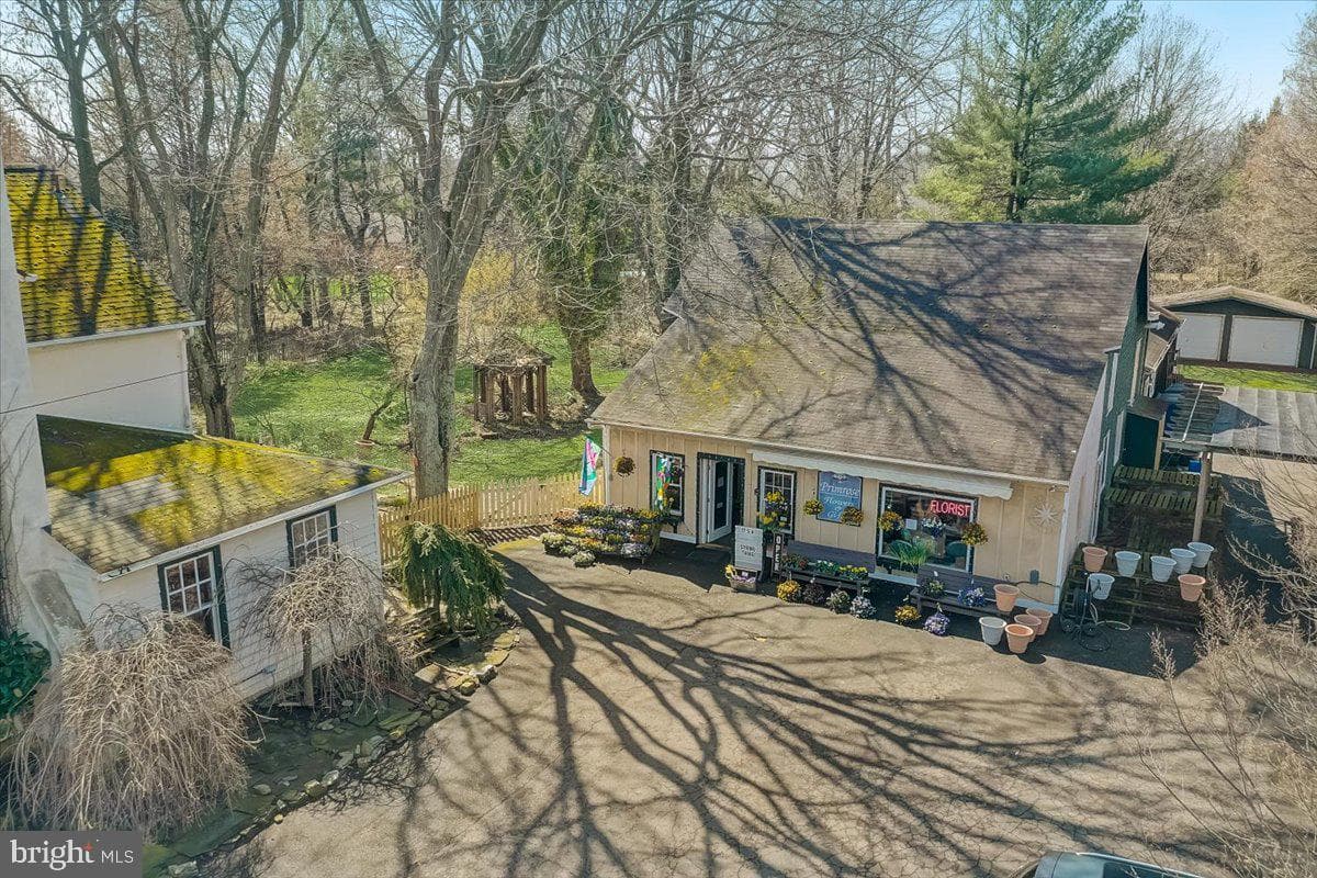 1525 Limekiln Pike photo 48