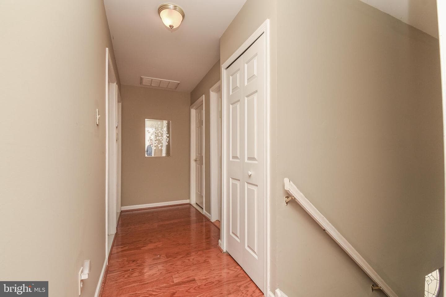 87 Chestnut Lane photo 20