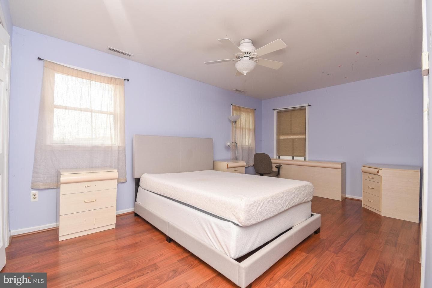 87 Chestnut Lane photo 23