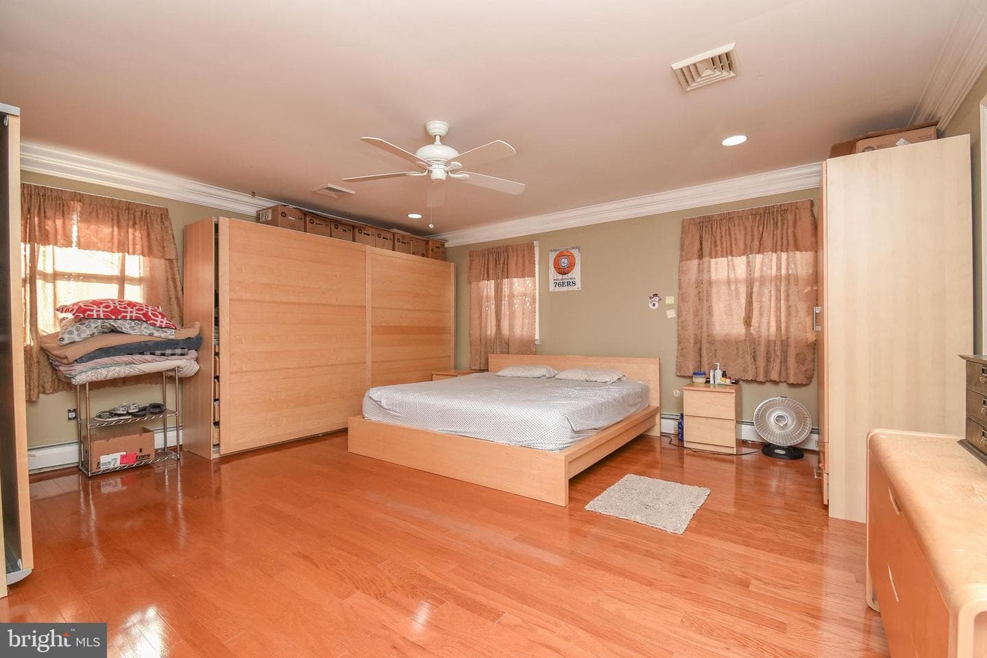 87 Chestnut Lane photo 27