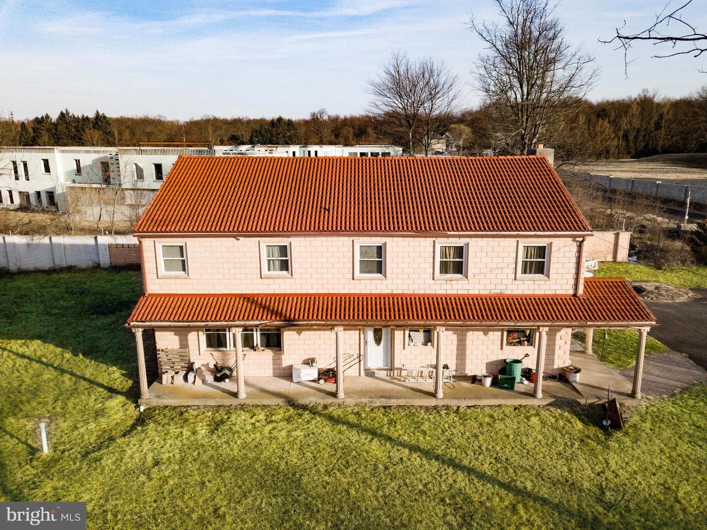 87 Chestnut Lane photo 35