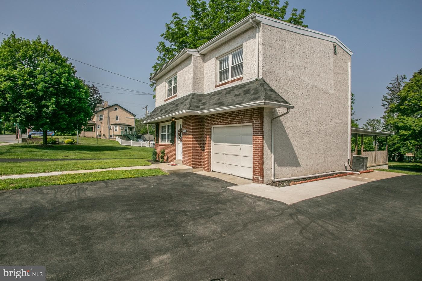 1408 Butler Pike photo 5