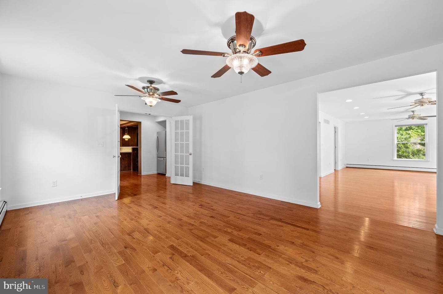 38 S Grange Avenue photo 12