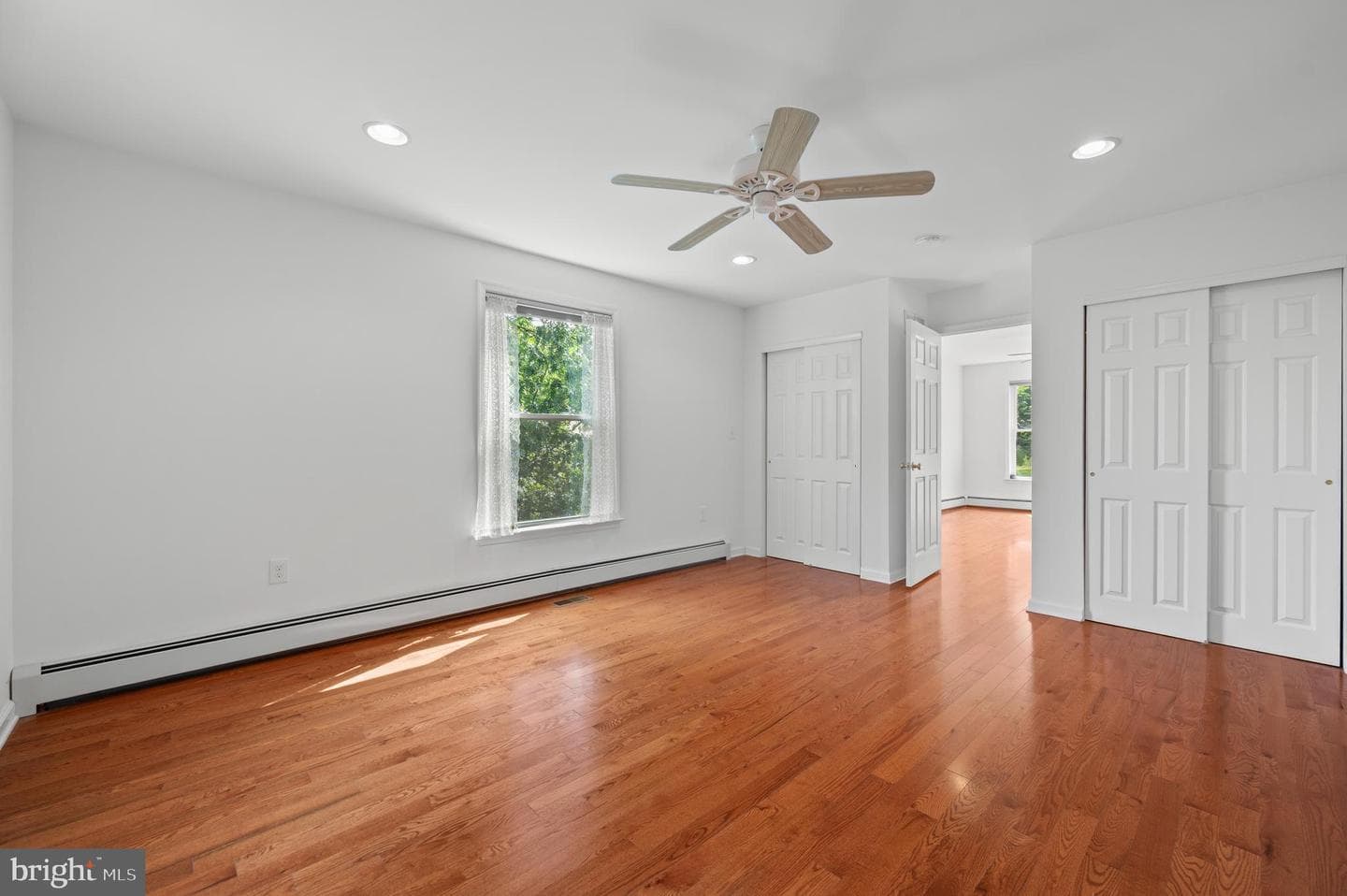 38 S Grange Avenue photo 17