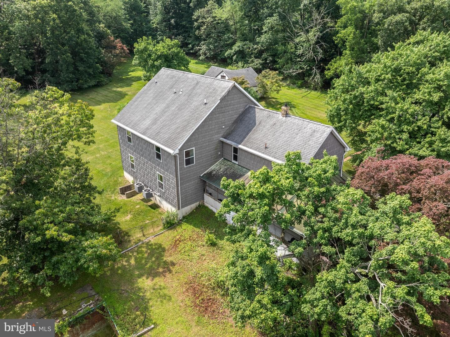 38 S Grange Avenue photo 60