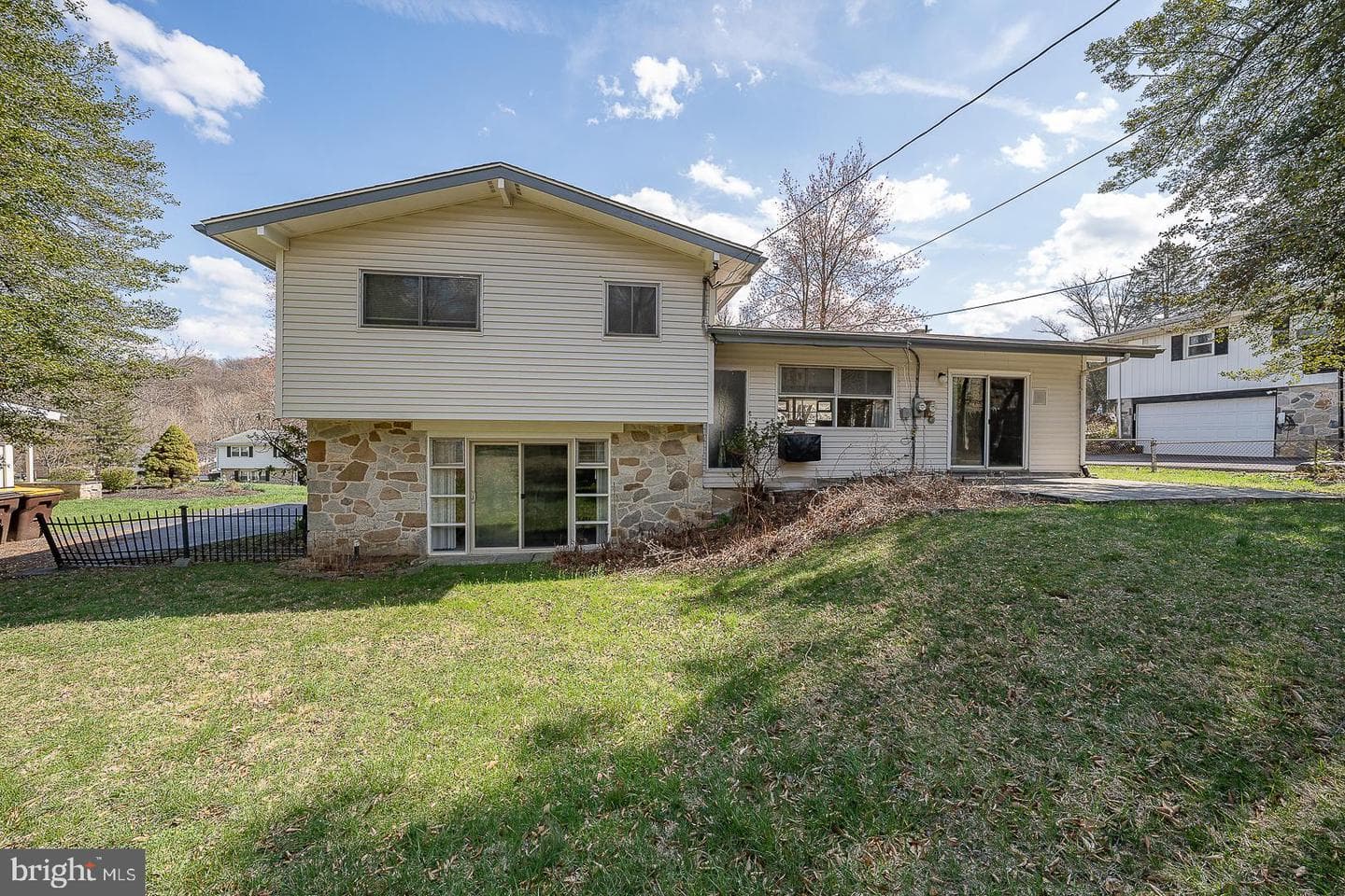 161 Lantern Lane photo 45