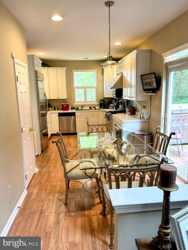 220 Hampton Green Drive photo 11