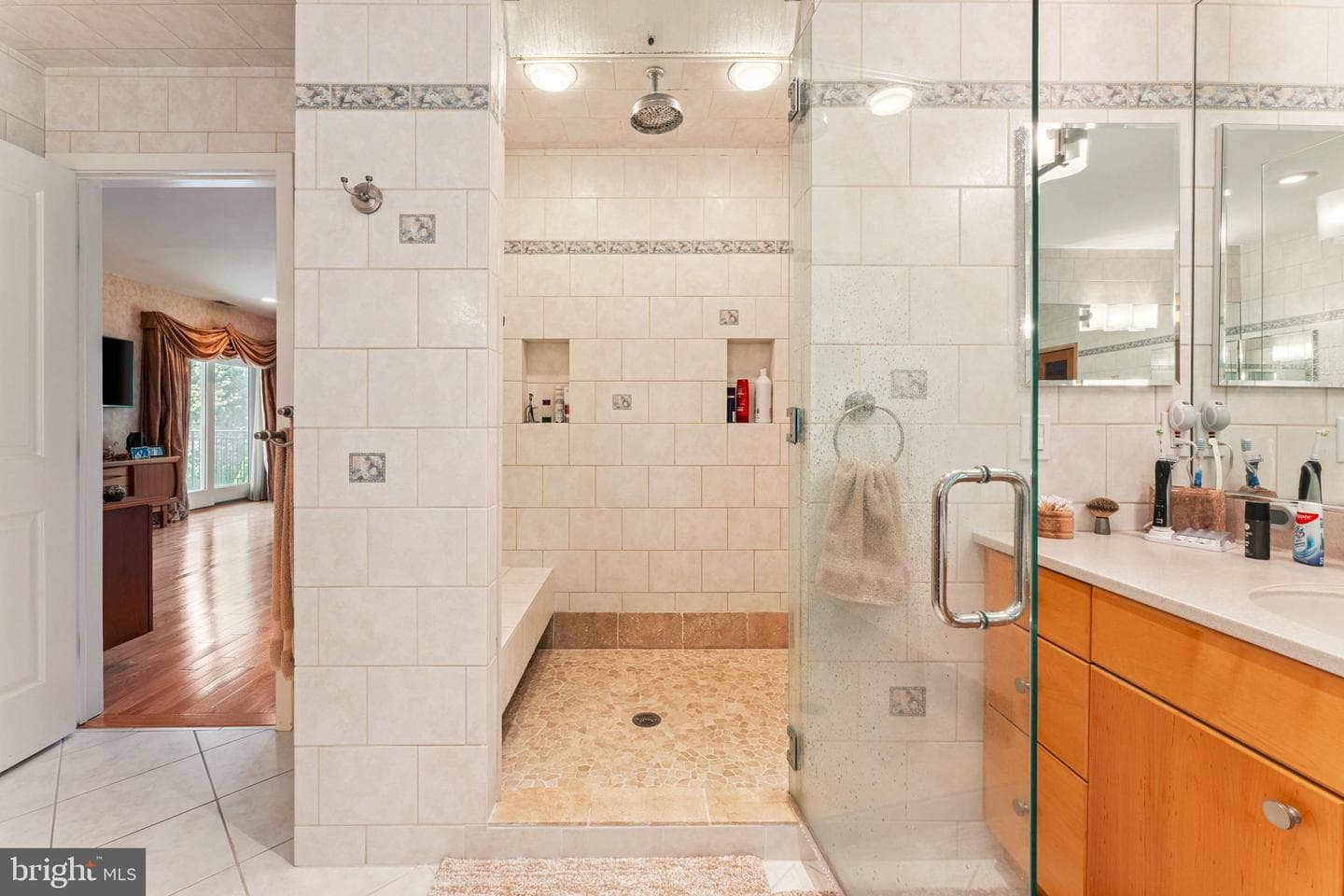 1427 Byberry Road photo 34