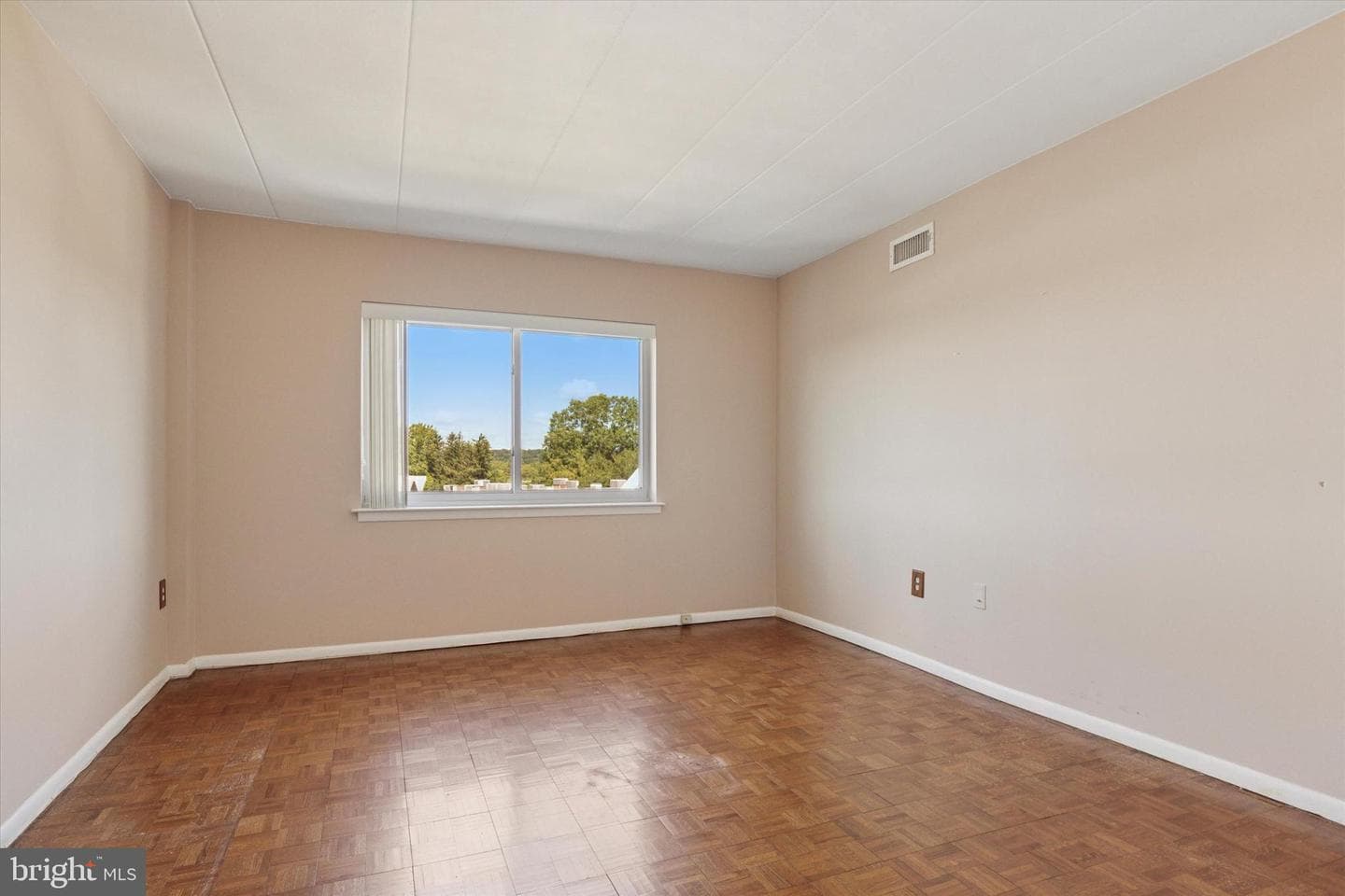 100 West Avenue #604-W photo 13