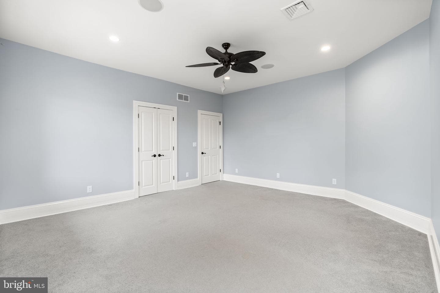 662 S Highland Avenue photo 44