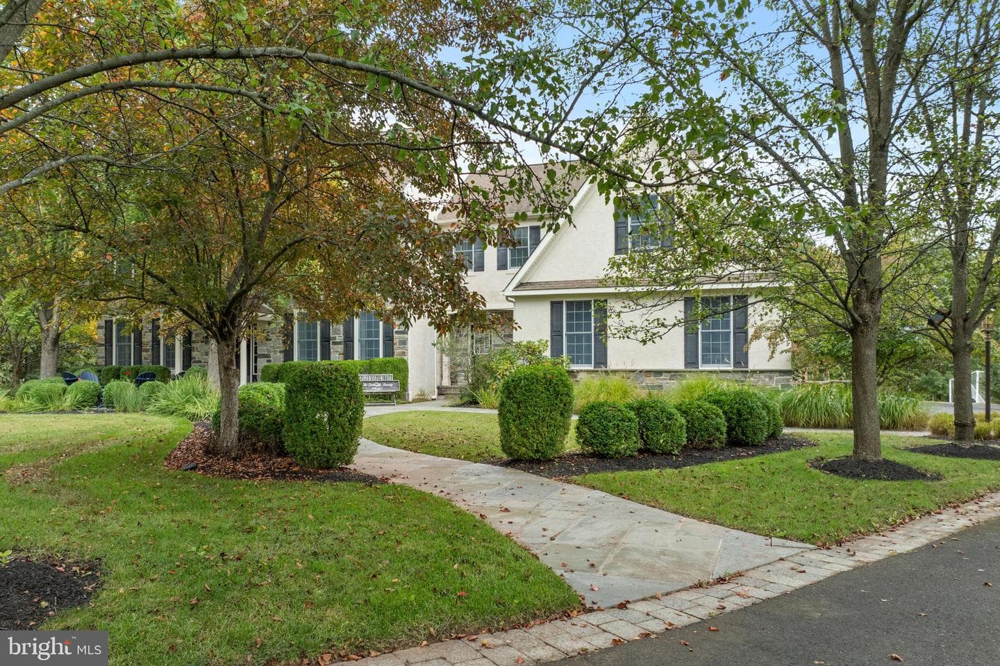 901 Ashbourne Way photo 4