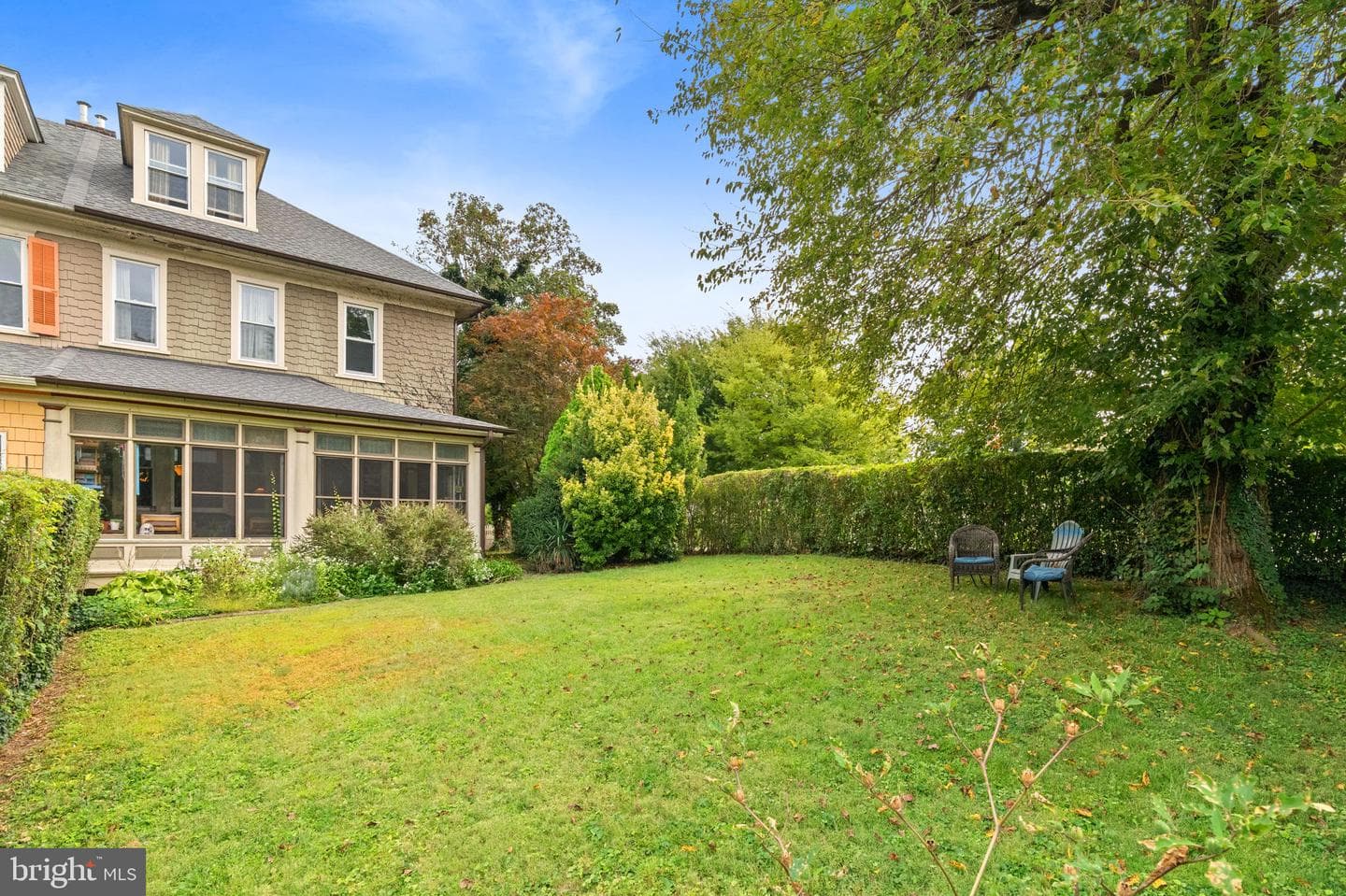 1635 Spring Avenue photo 3