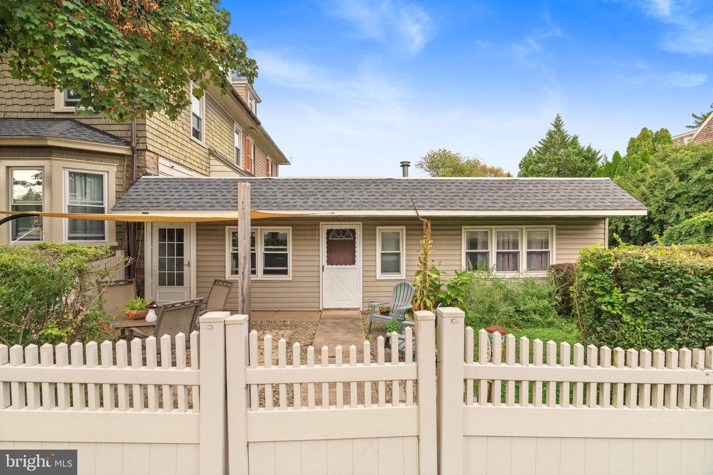 1635 Spring Avenue photo 46