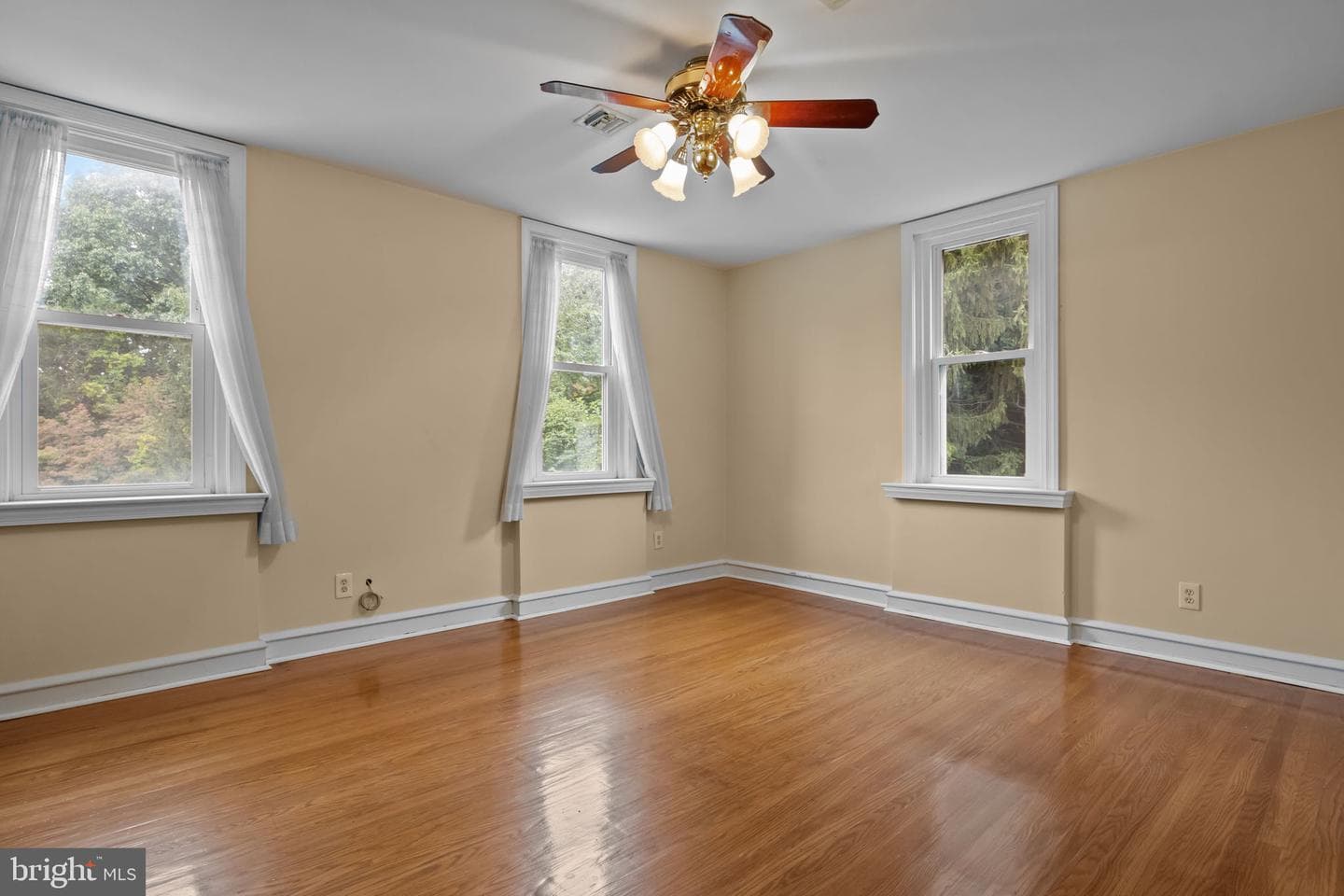 111 Tookany Creek Parkway photo 28