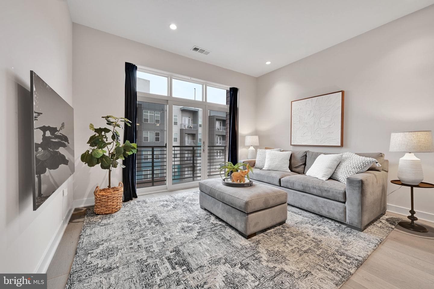 575 S Goddard Boulevard #504 photo 8
