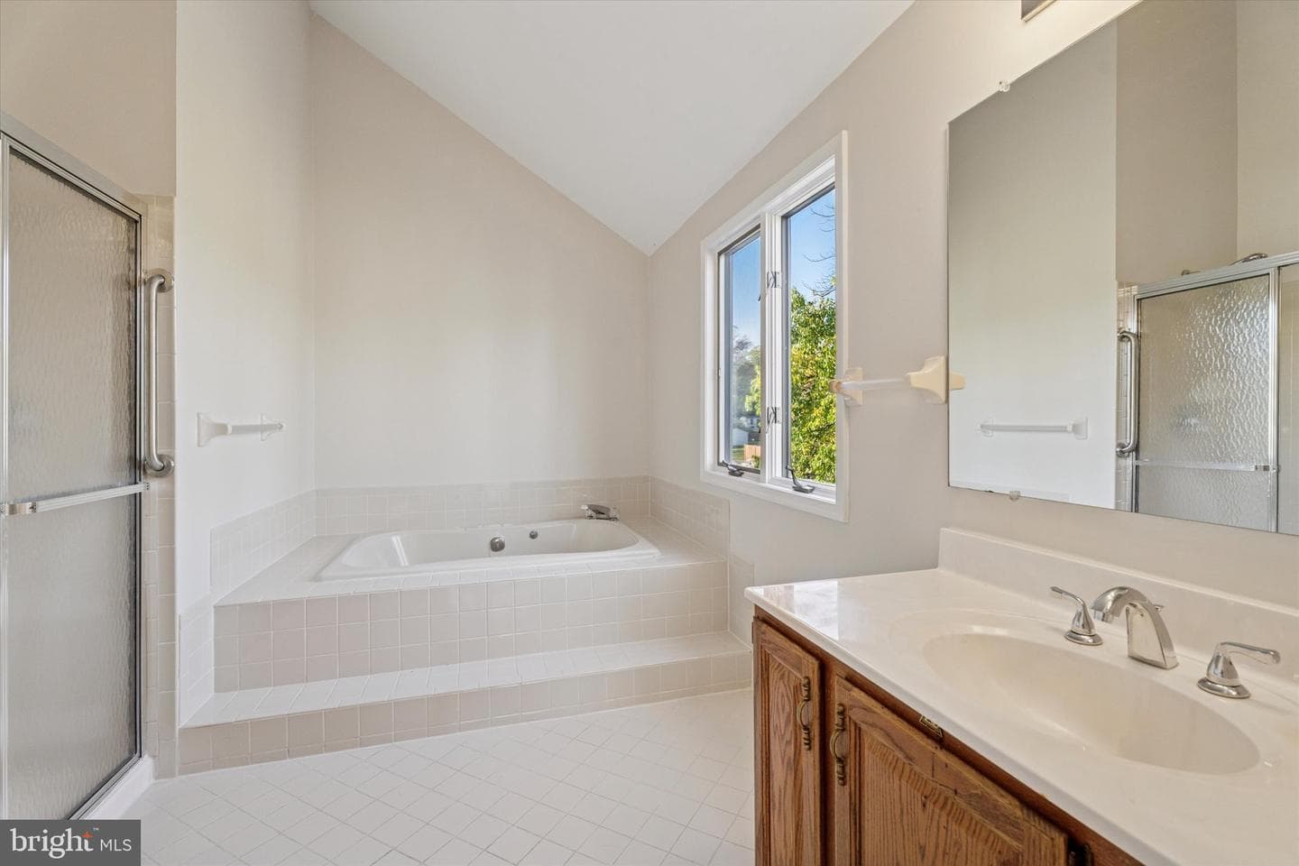 1377 Tanglewood Drive photo 20