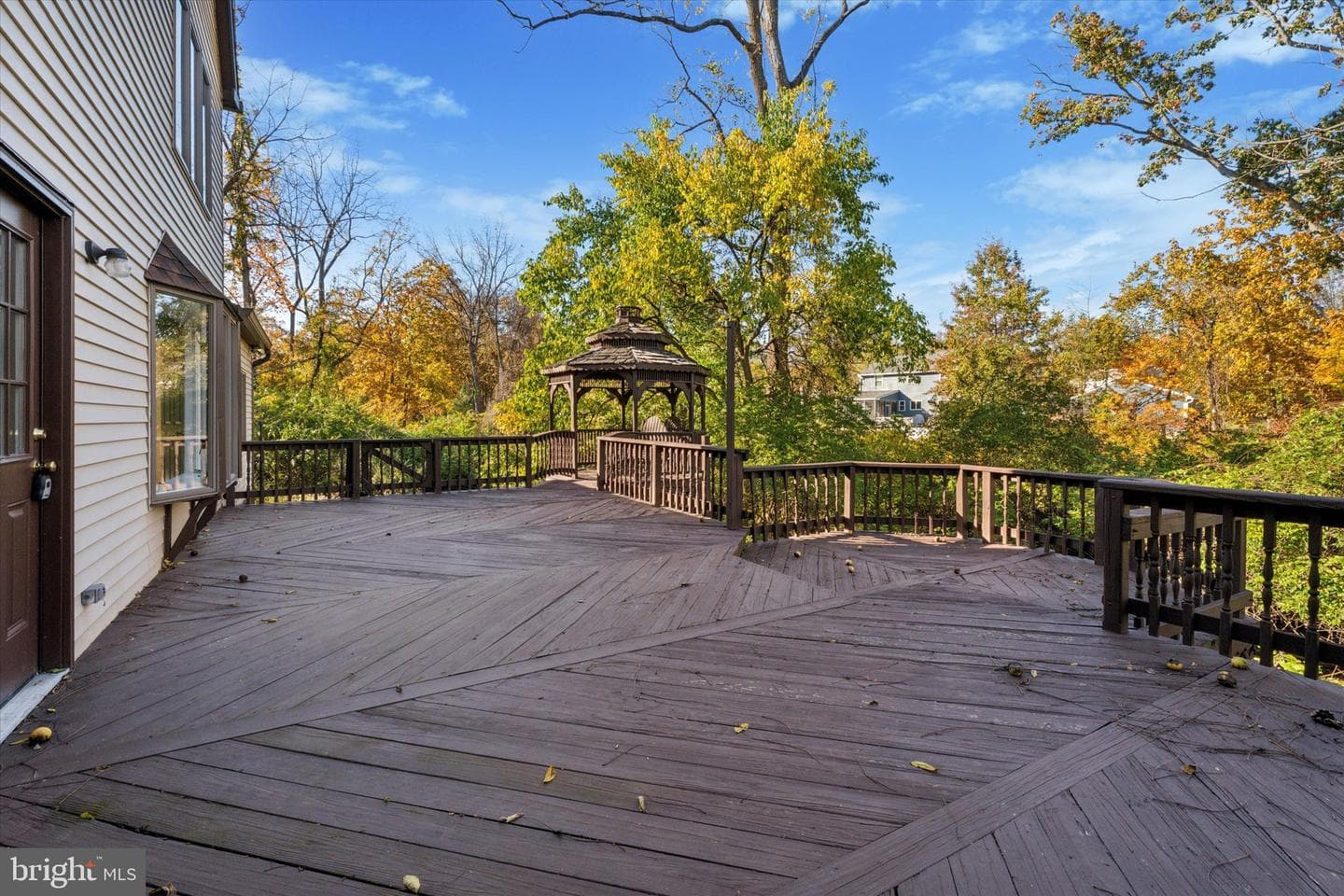 1377 Tanglewood Drive photo 29