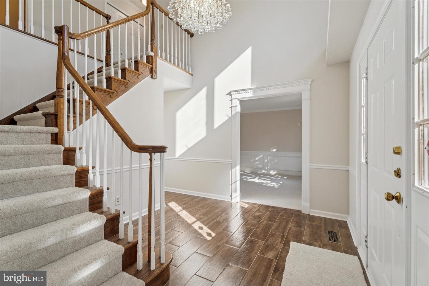 1377 Tanglewood Drive photo 3