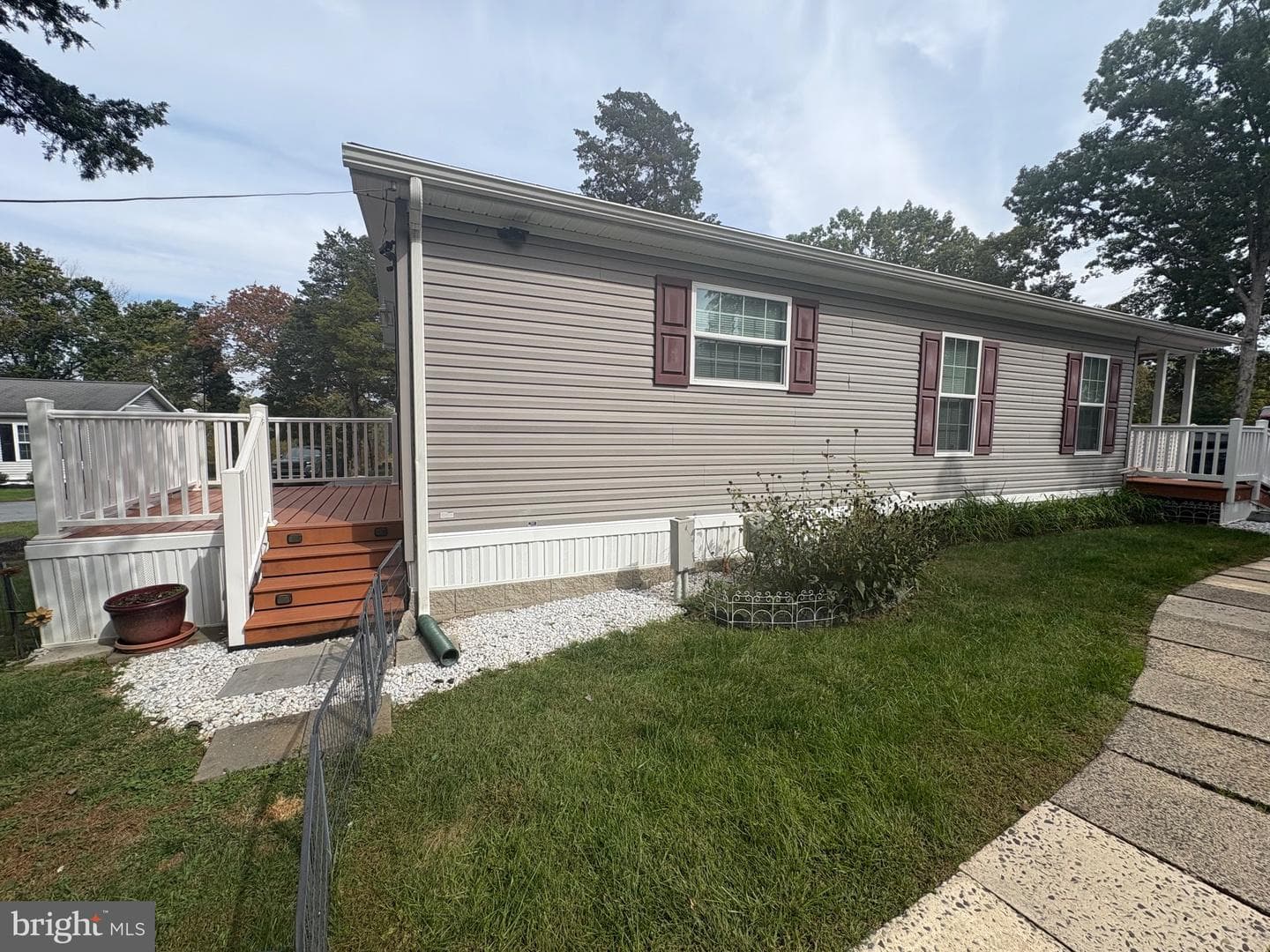 511 Maple Drive photo 16