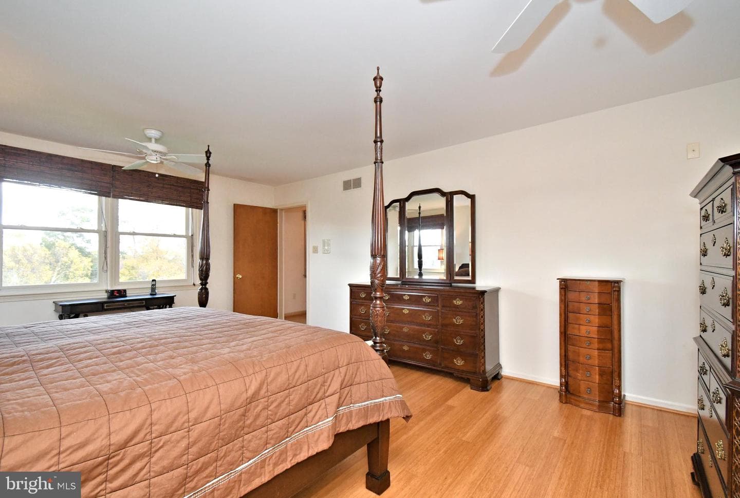 1501 Valley View Drive photo 21