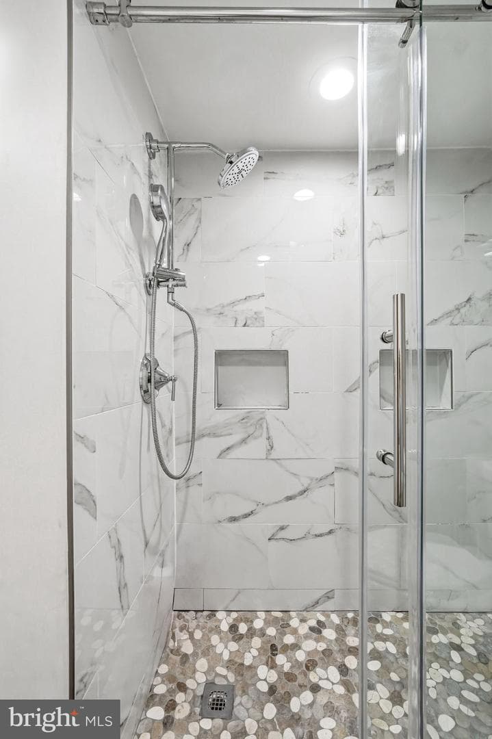 309 Florence Avenue #511-N photo 20
