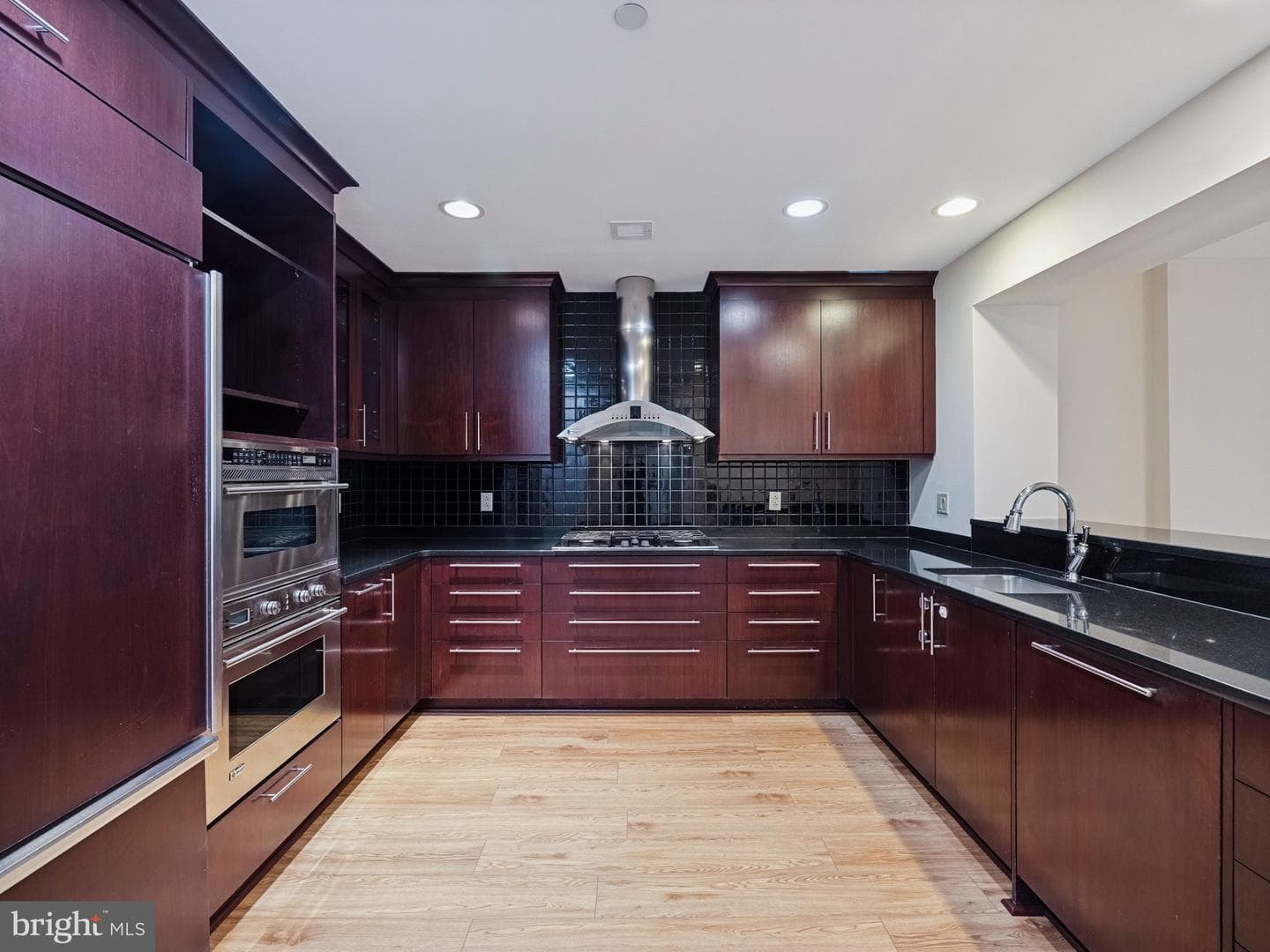 190 Presidential Boulevard #413 photo 16