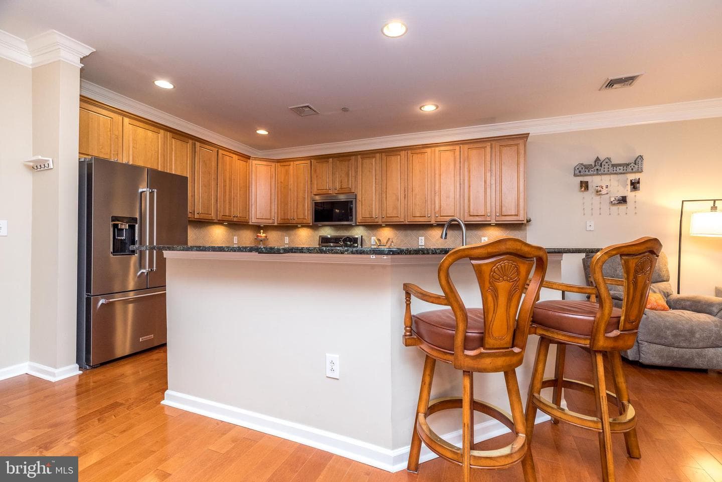 207 Carson Terrace photo 10