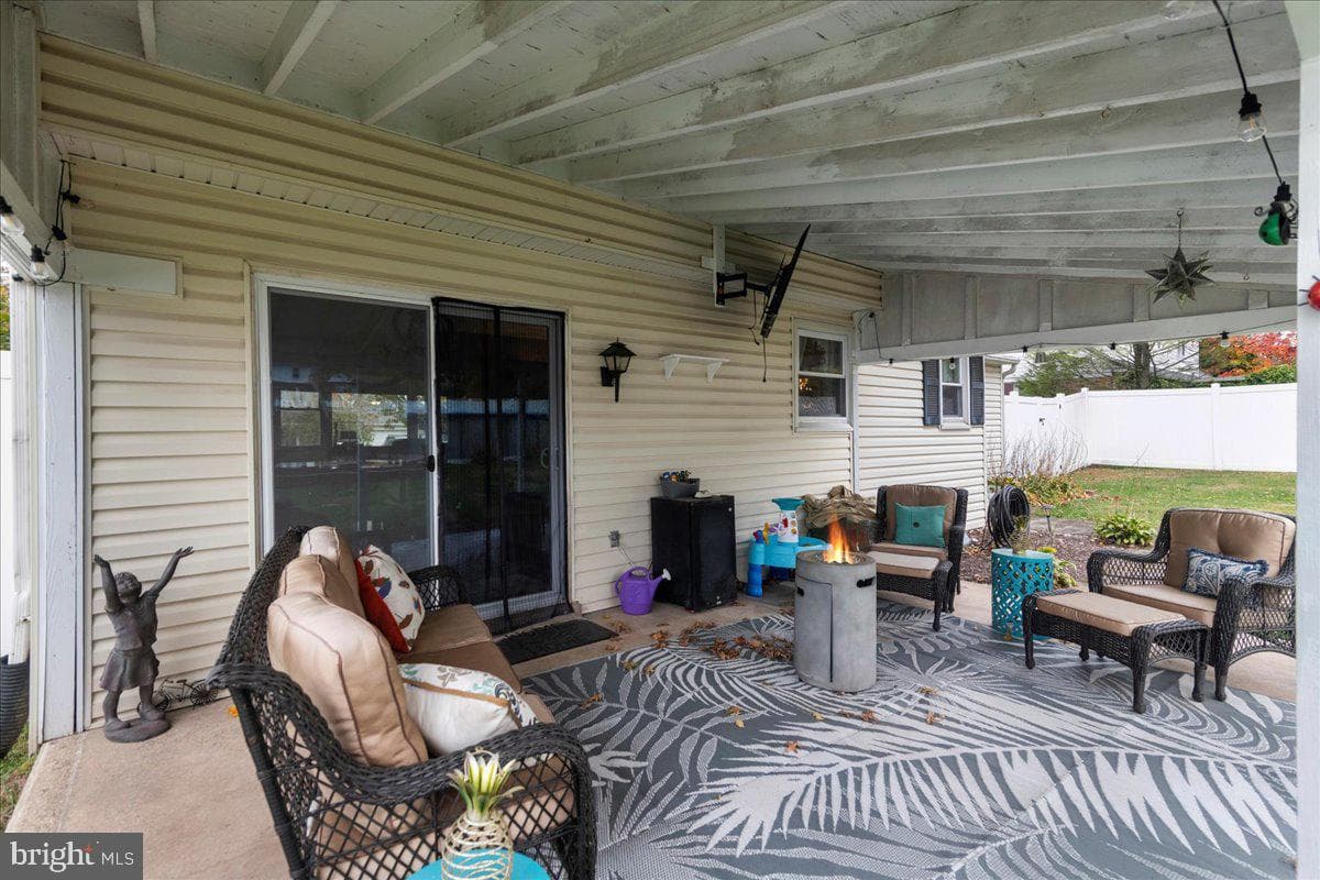 532 Lincoln Avenue photo 19