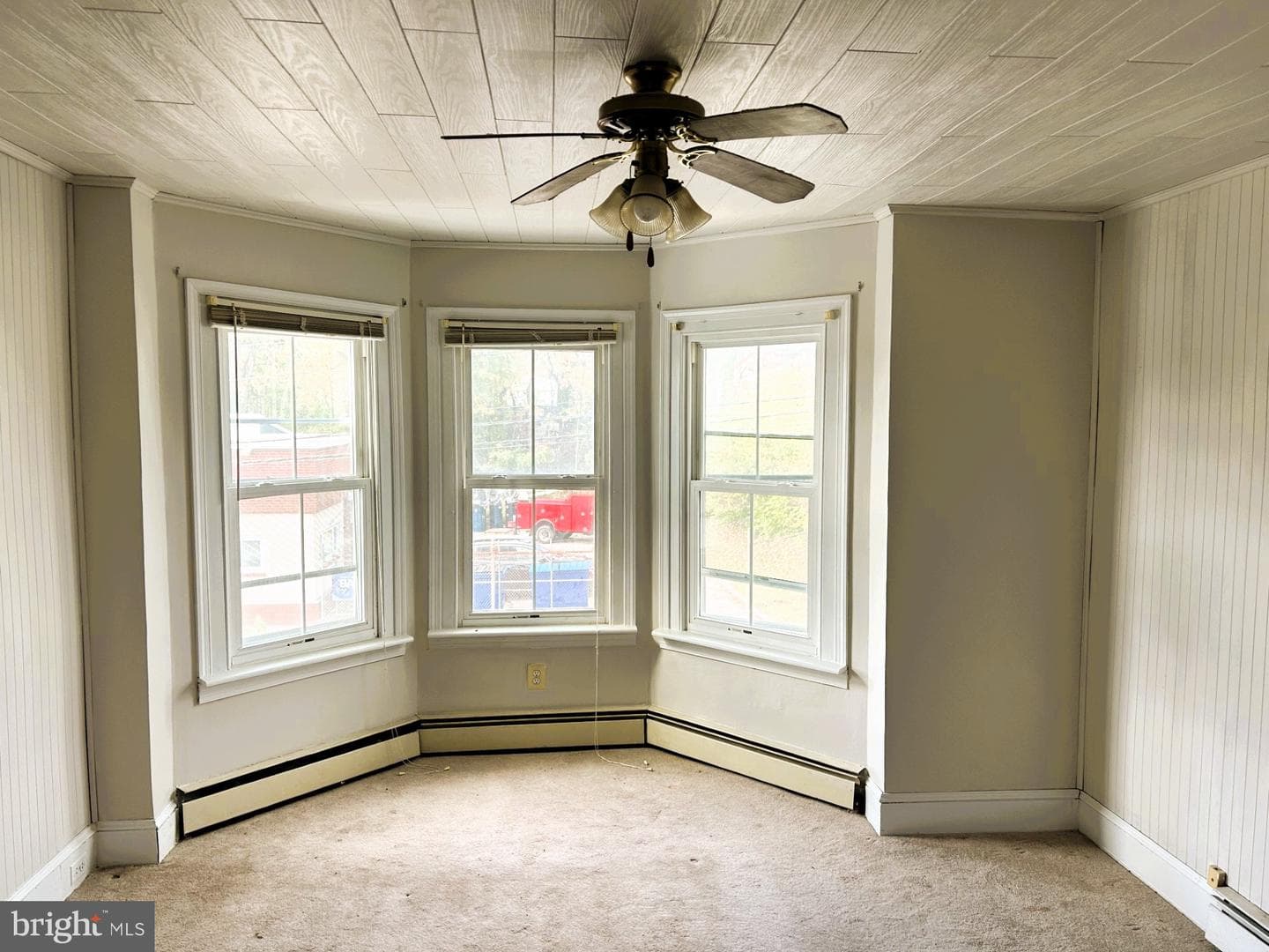 150 Forrest Avenue photo 12