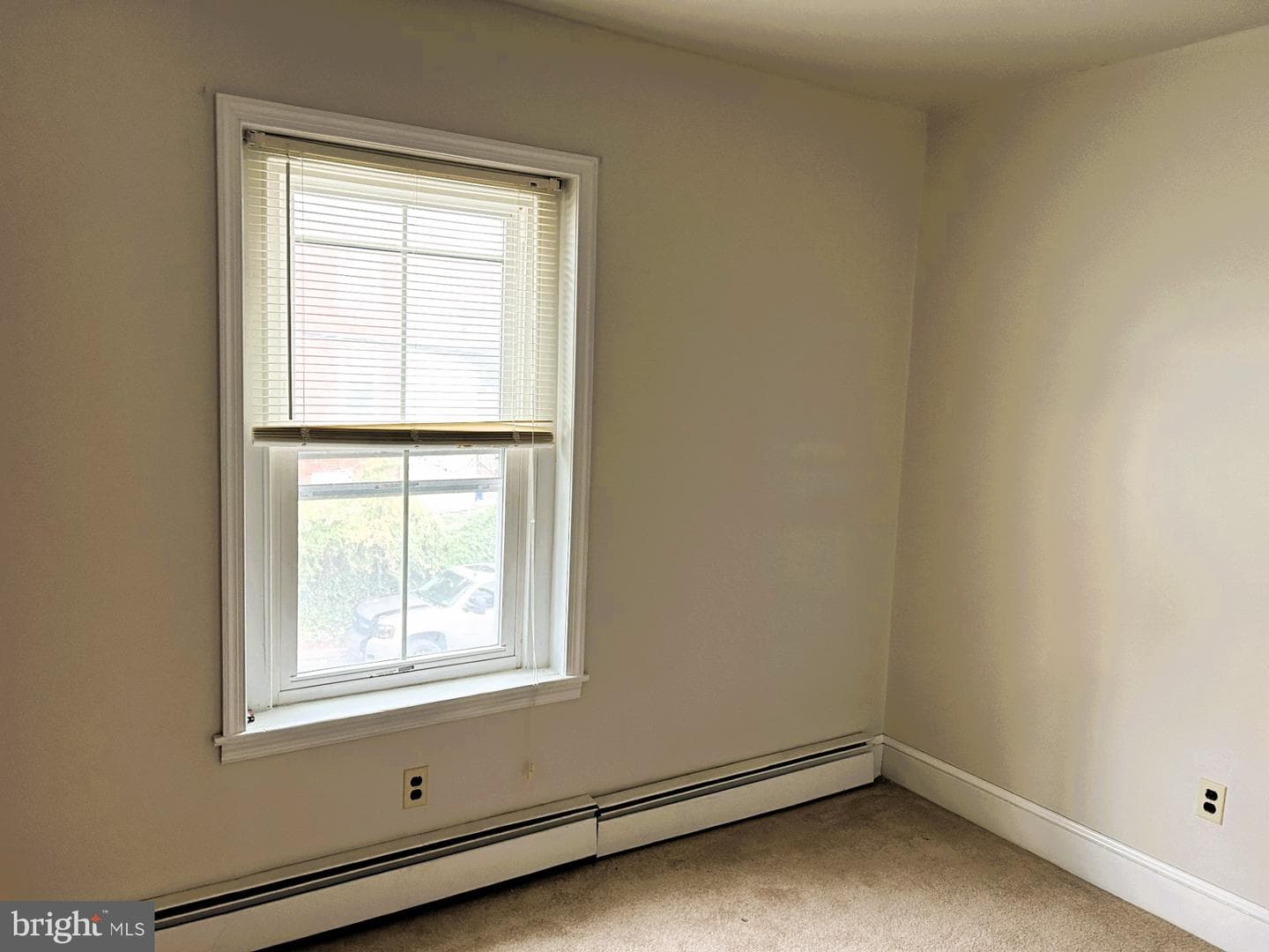 150 Forrest Avenue photo 14