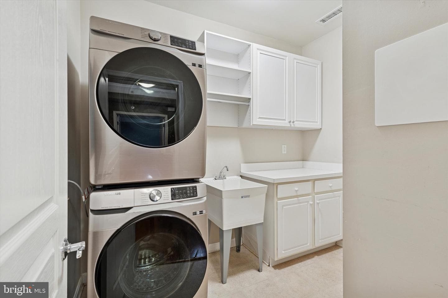 5403 Lilac Court photo 11