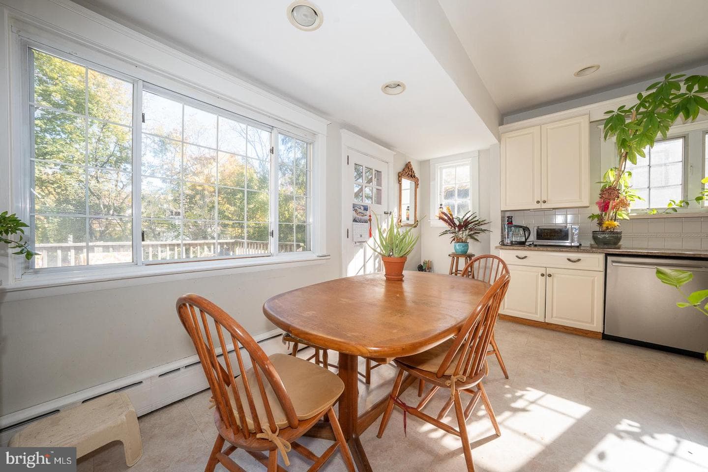 345 Valley Road photo 11