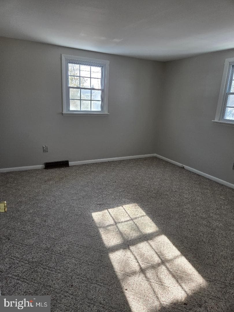258 Garden Avenue photo 7